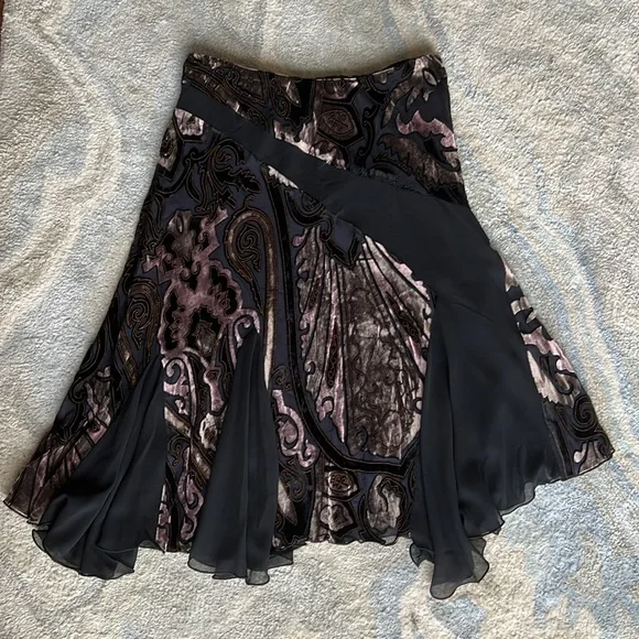 Black and Brown Skirt Set - Picture 13 of 16